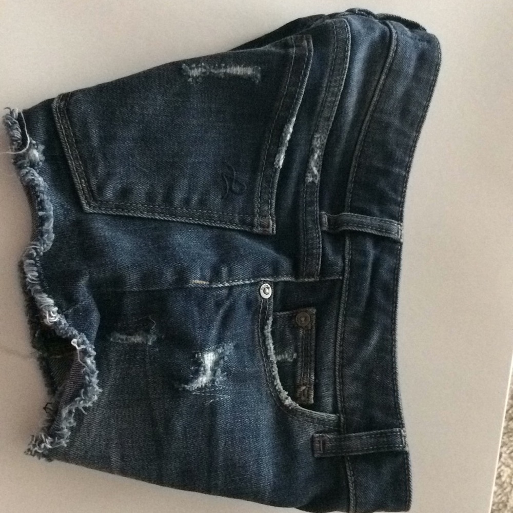 Shorts - Picture 4 of 4